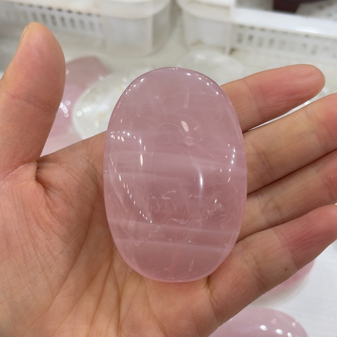 水晶摆件未镶嵌粉水晶肥皂手把