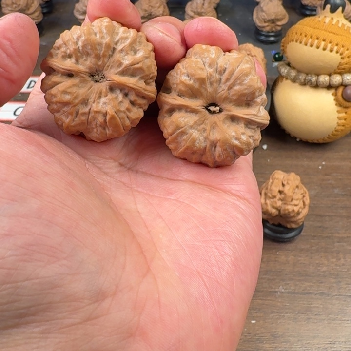 博***文吊坠文玩核桃我的心好痛啊我