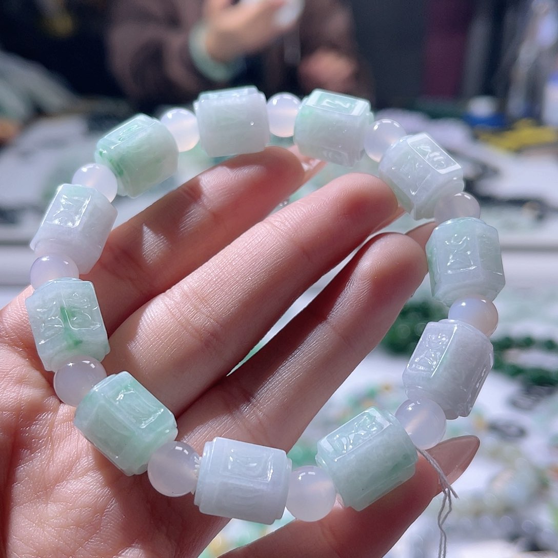 翡翠手串未镶嵌手串