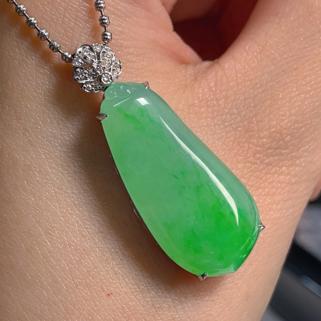 翡翠18K金镶嵌吊坠(不含链)