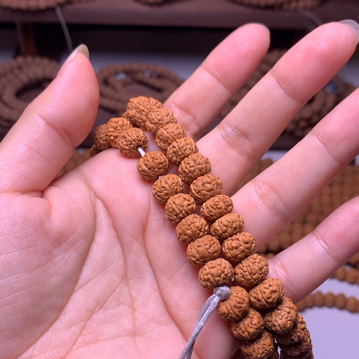 东***虎吊坠金刚菩提树王六瓣108脖挂