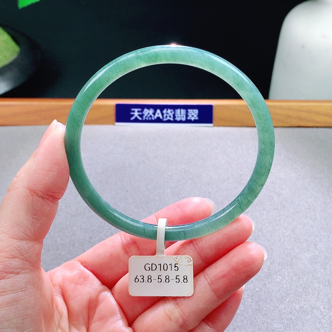 未镶嵌手镯翡翠天然翡翠手镯a货
