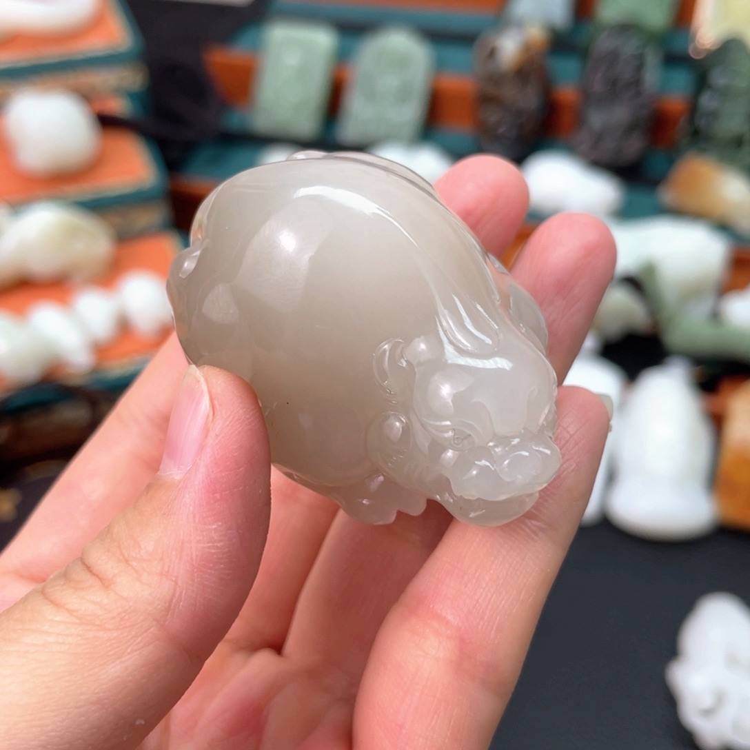 和田玉未镶嵌把件朴*