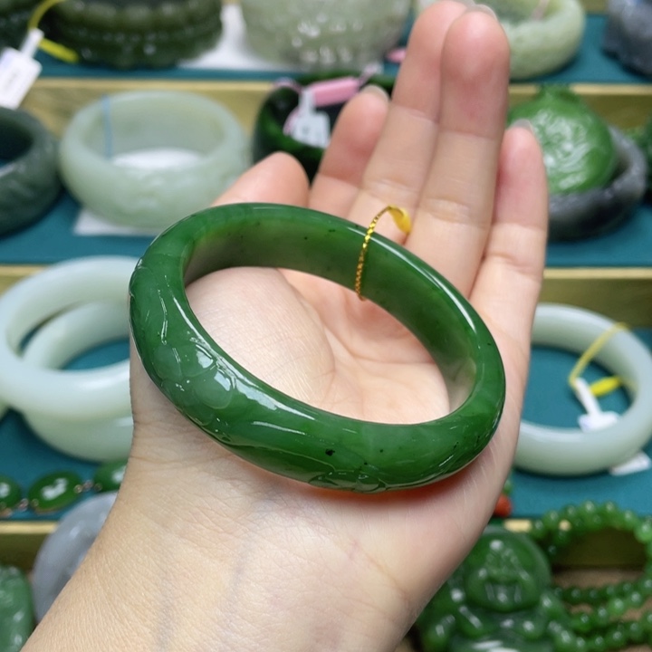 和田玉手镯52+圈口 编号37未镶嵌