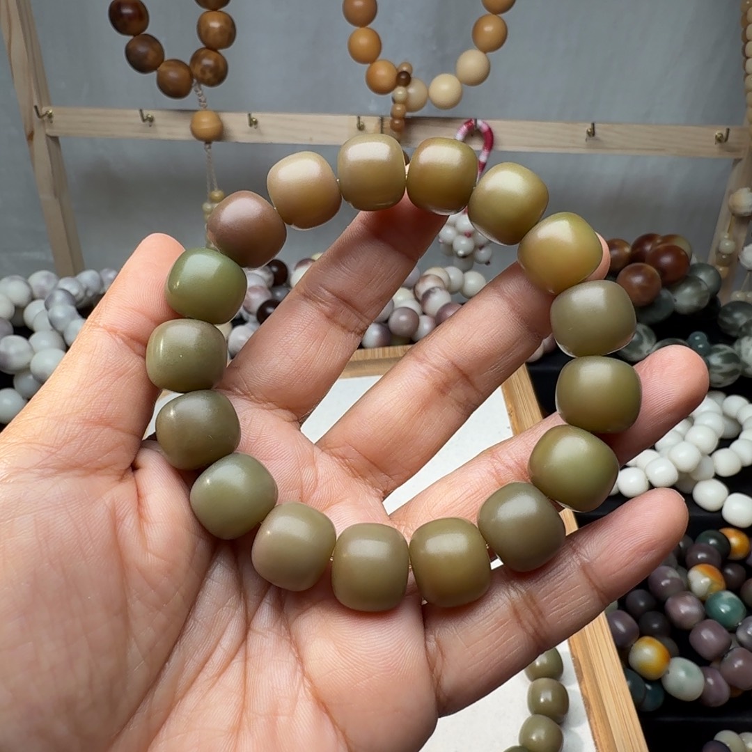 棠***颜菩提根/象牙果手串卡14干磨桃花枝