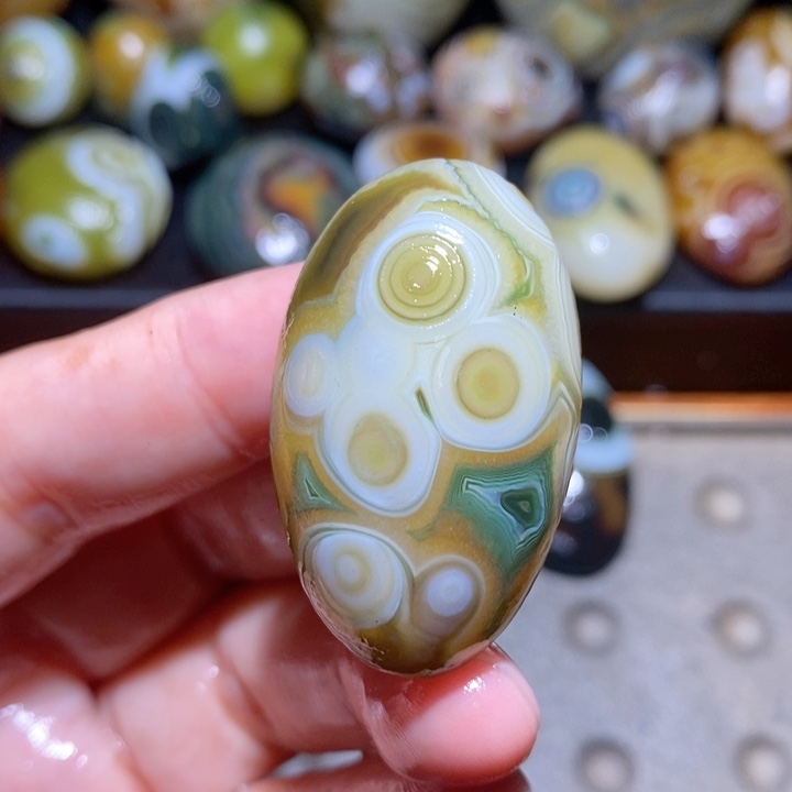 未镶嵌玛瑙/玉髓珠宝半成品118