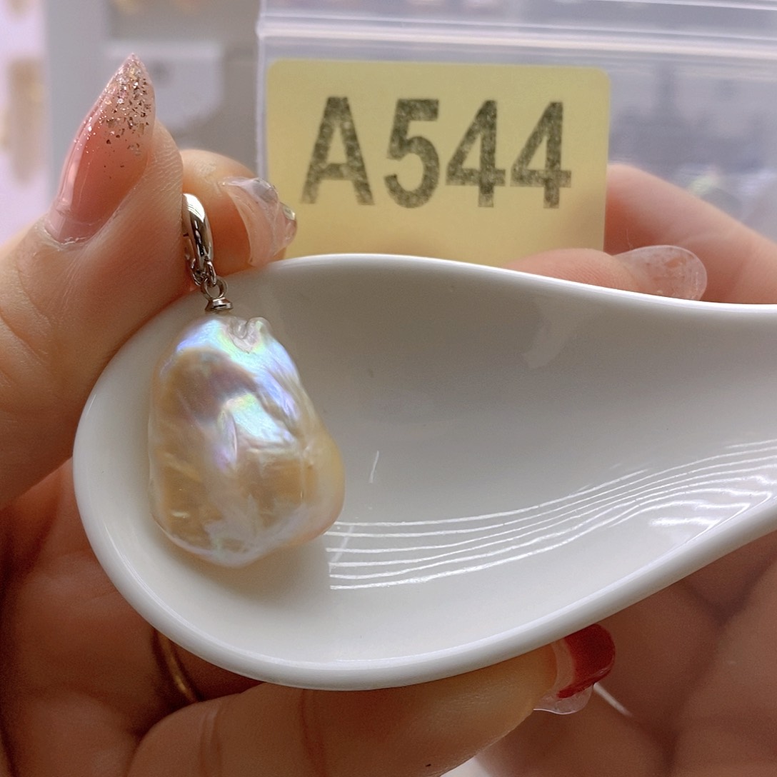 淡水珍珠颈饰银S925镶嵌