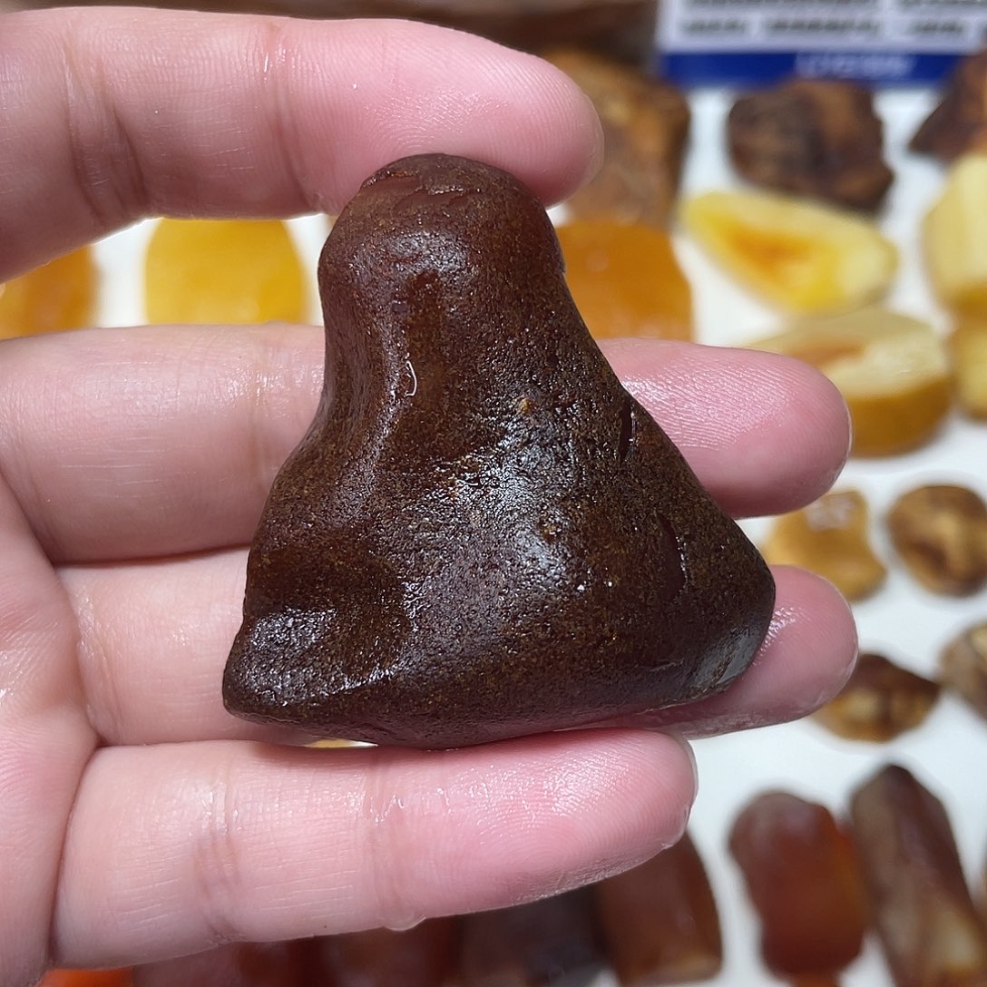 定制琥珀未镶嵌原矿琥珀