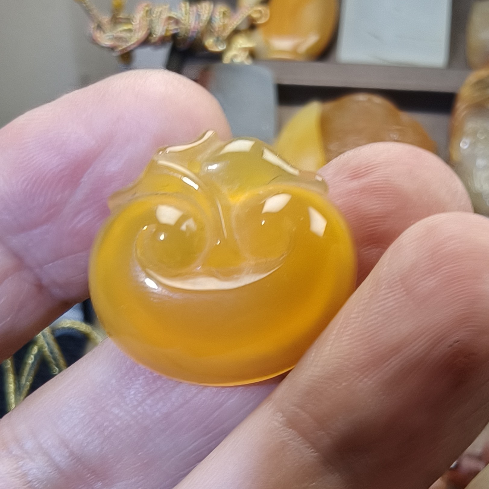 黄龙玉吊坠，苹果