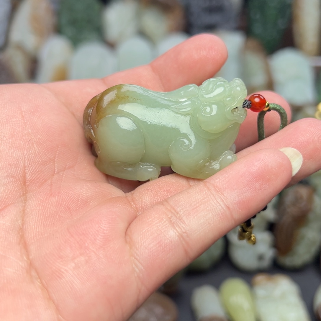 和田玉未镶嵌挂件