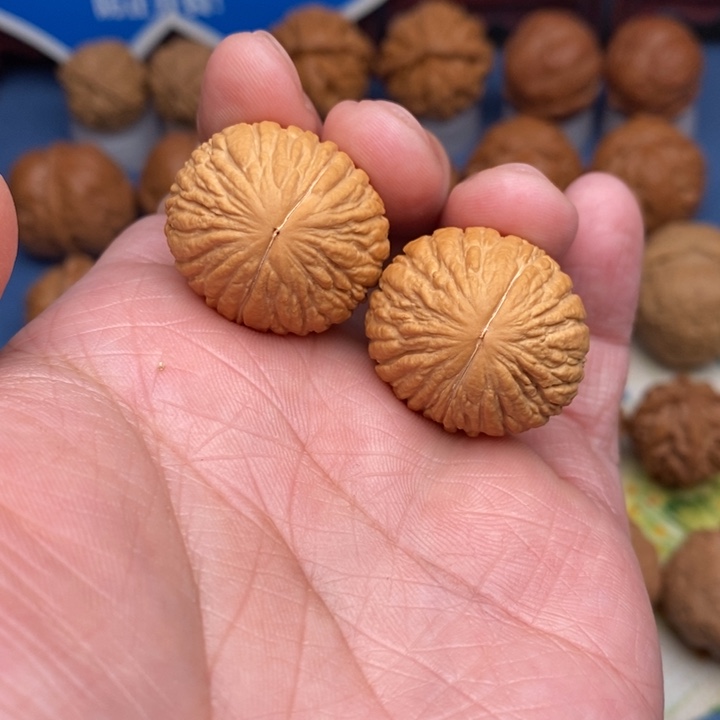 文玩核桃把件…………