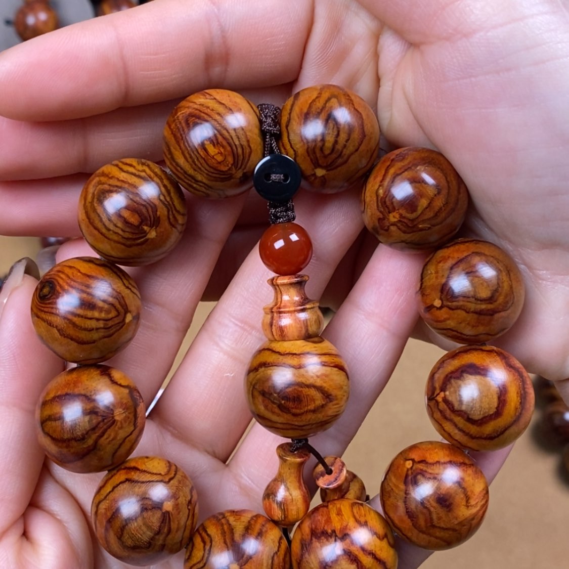 【闪购商品】黄花梨/降香黄檀手串/手链