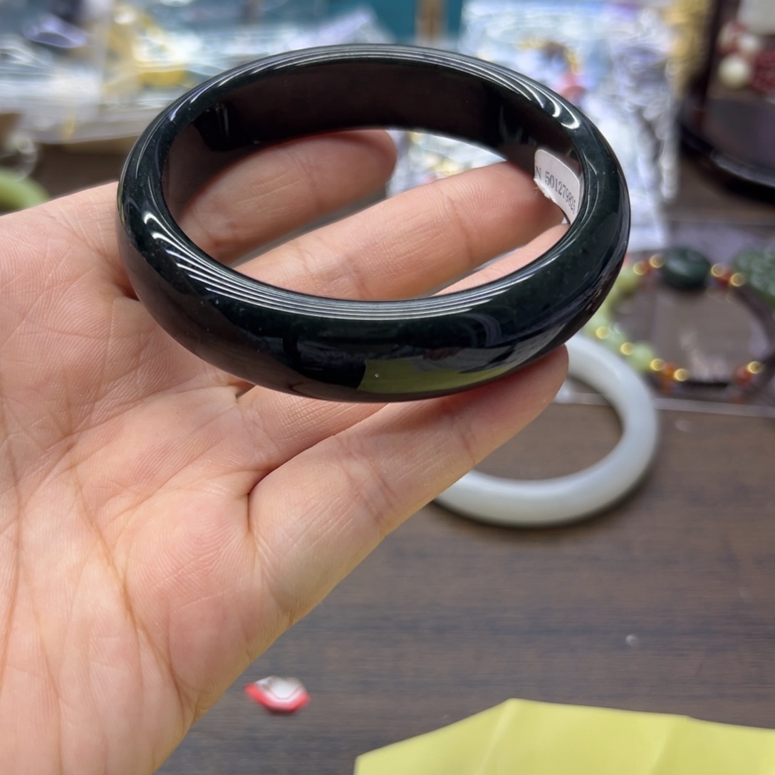 和田玉未镶嵌手镯61.9圈围459