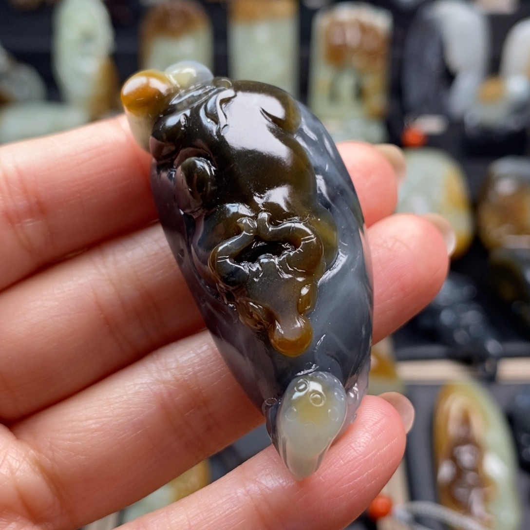 和田玉挂件未镶嵌