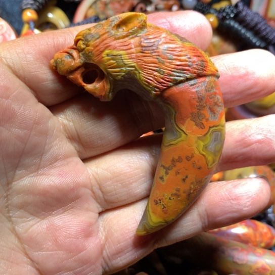 玛瑙/玉髓颈饰未镶嵌