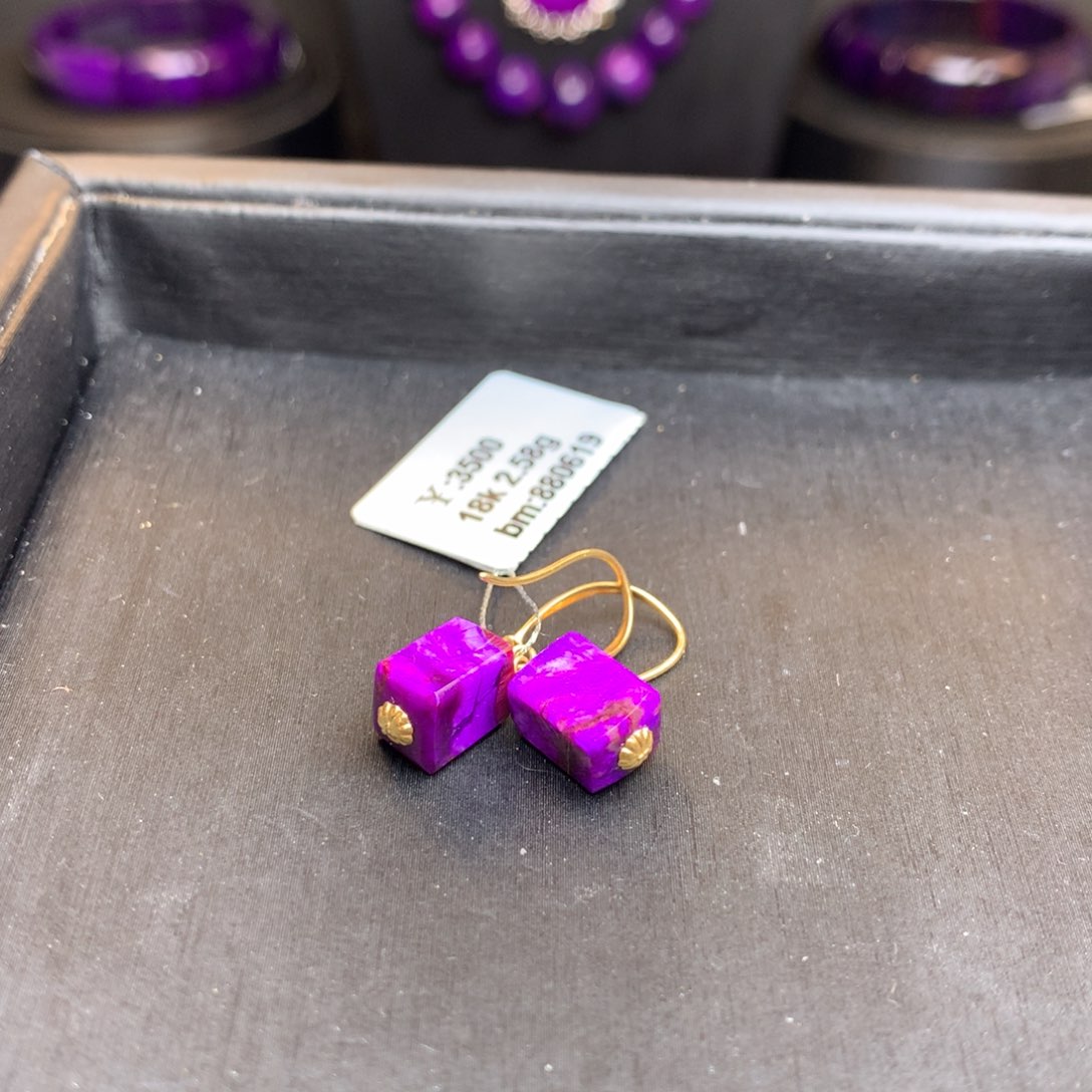 苏纪石（舒俱来）耳饰18K金镶嵌