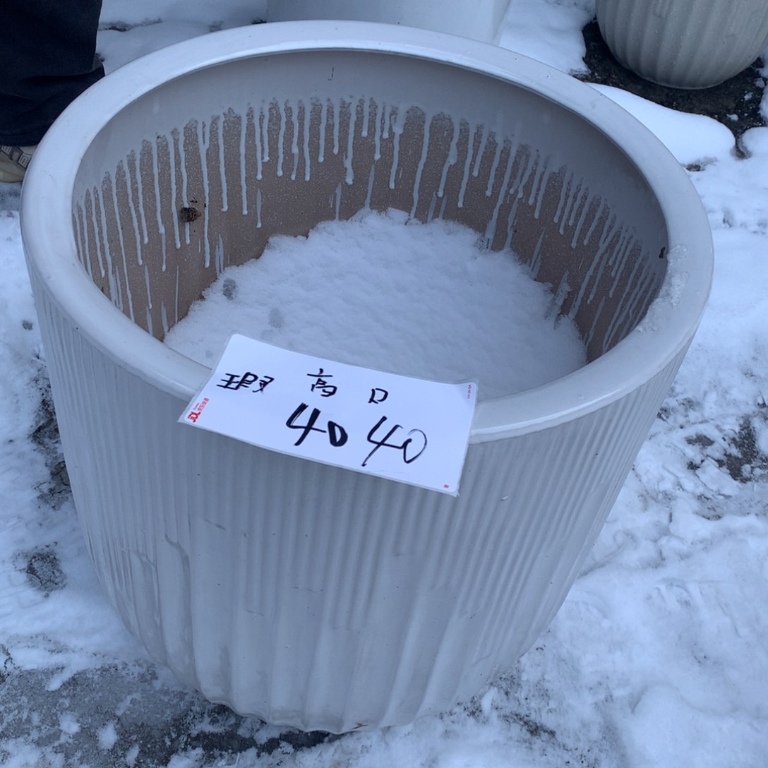 瑕疵高温陶瓷花盆