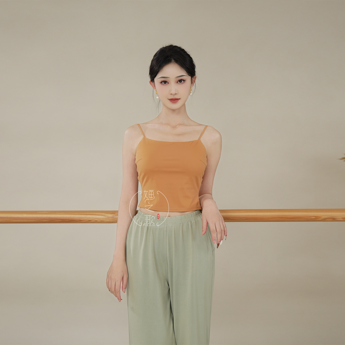 五色吊带婳之歌韩婳高弹修身内搭可调节肩带收腰显瘦练功打底吊带