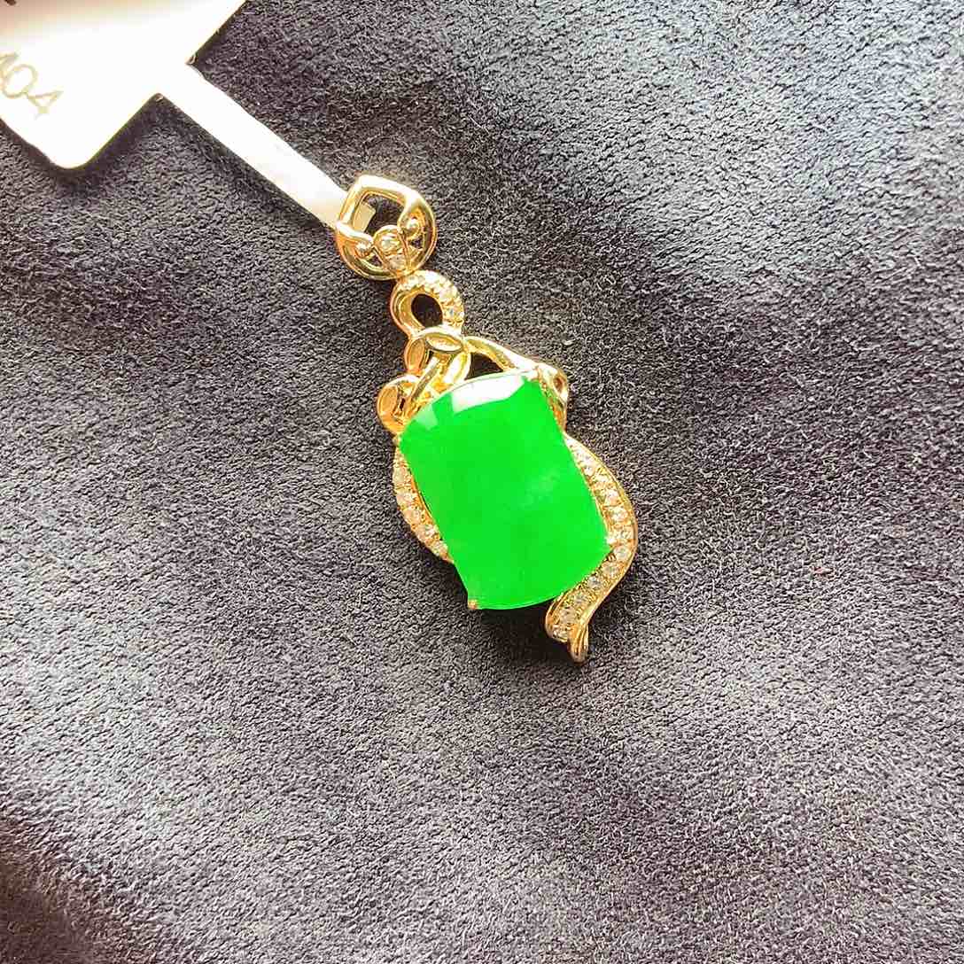 翡翠颈饰18K金镶嵌上新