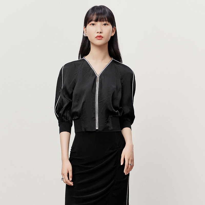 HPLY荷比俪2023夏季新款女条纹V领拉链罗纹收腰外套HYD25520317