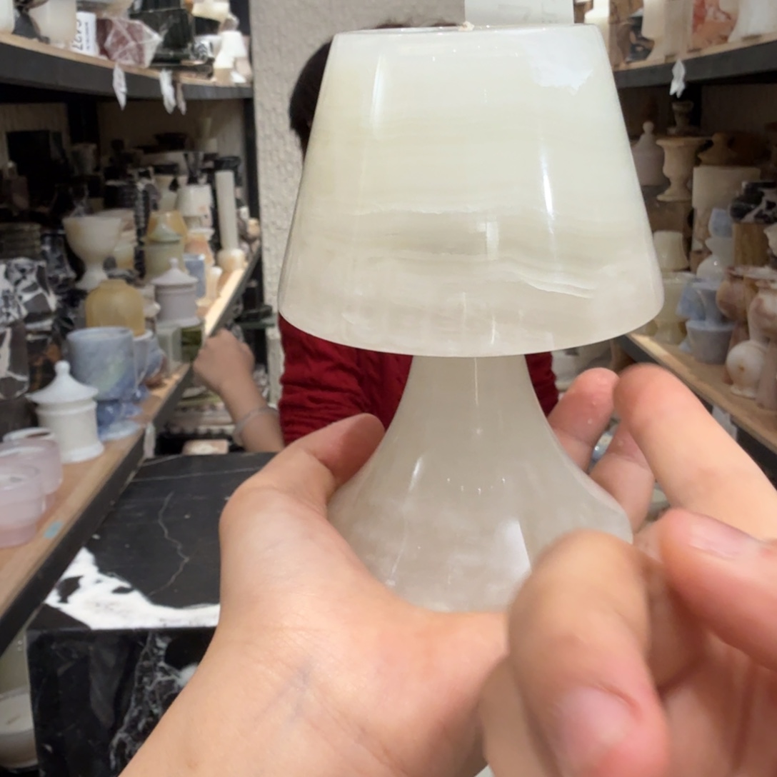 大理石R161。关机。磕。 