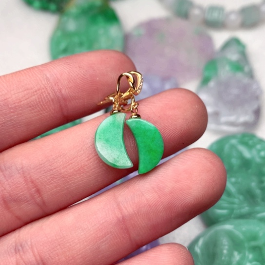 翡翠吊坠(不含链)未镶嵌