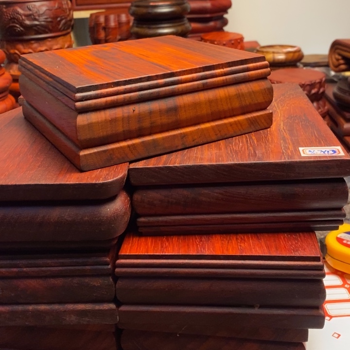 阳***y木长方瑕大小有185元瑕