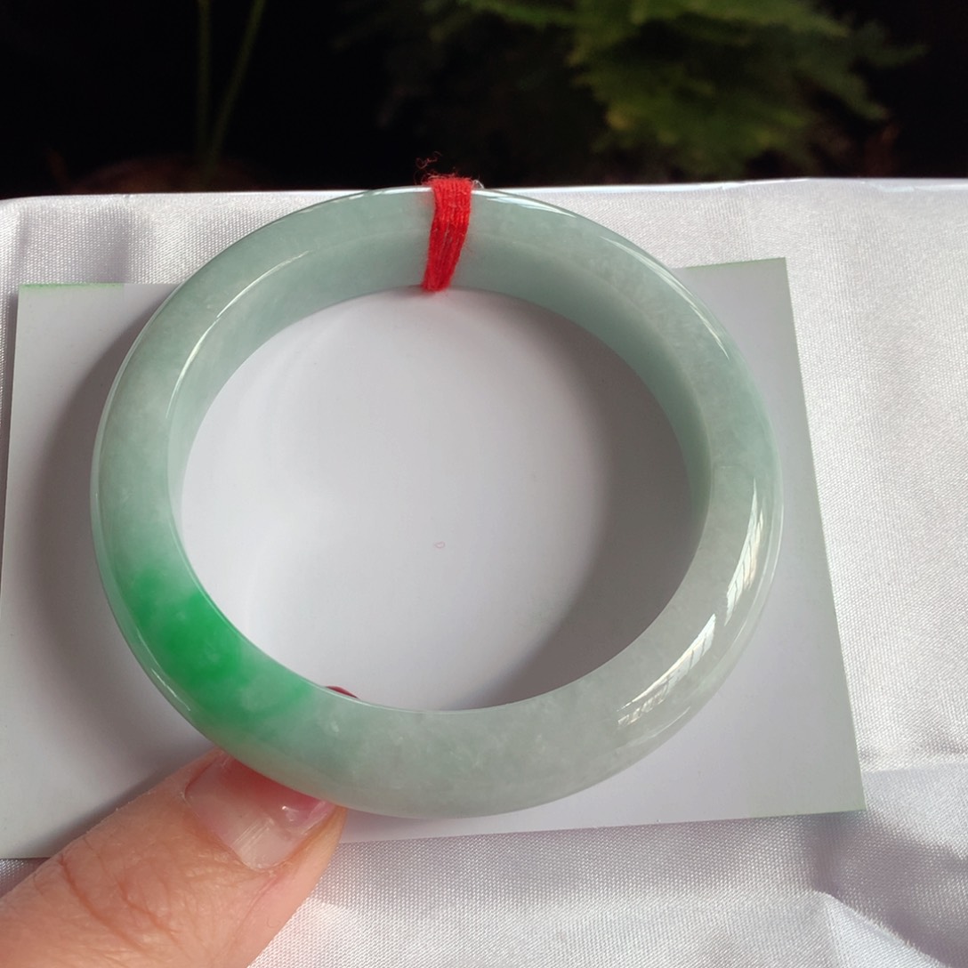 翡翠手镯未镶嵌8号