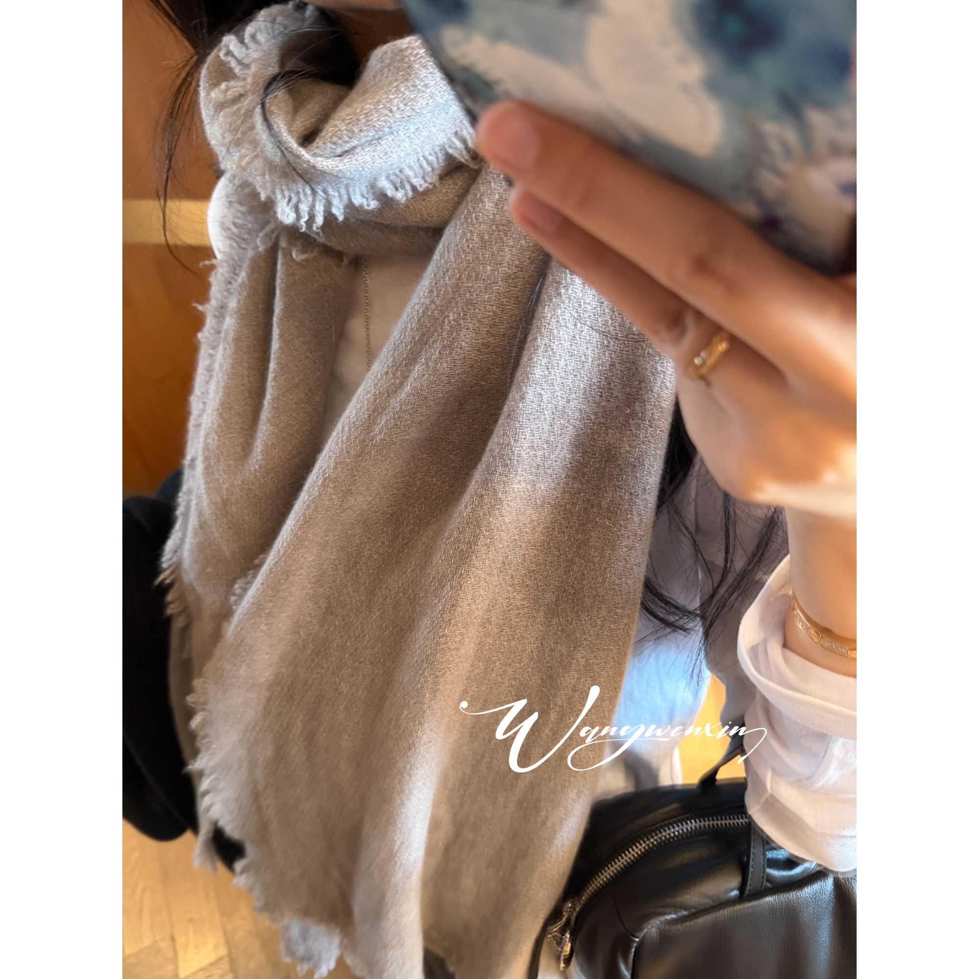 【王雯馨】 “留恋梦”微微的烟熏 紫调！！ 流苏 羊绒 围巾