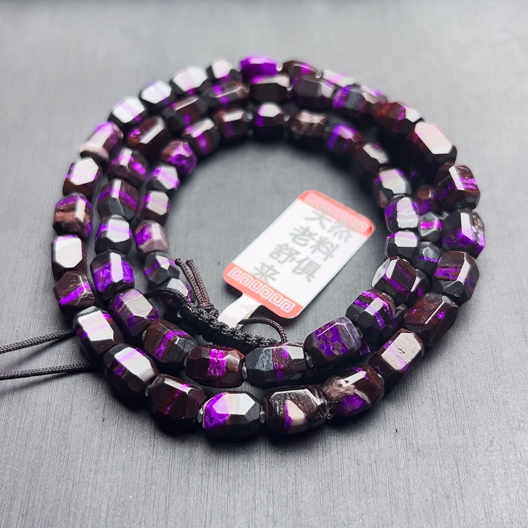 未镶嵌苏纪石（舒俱来）项链