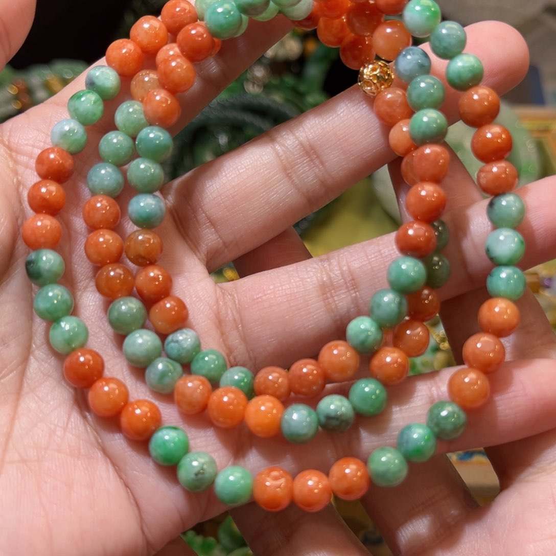 翡翠未镶嵌颈饰待编织