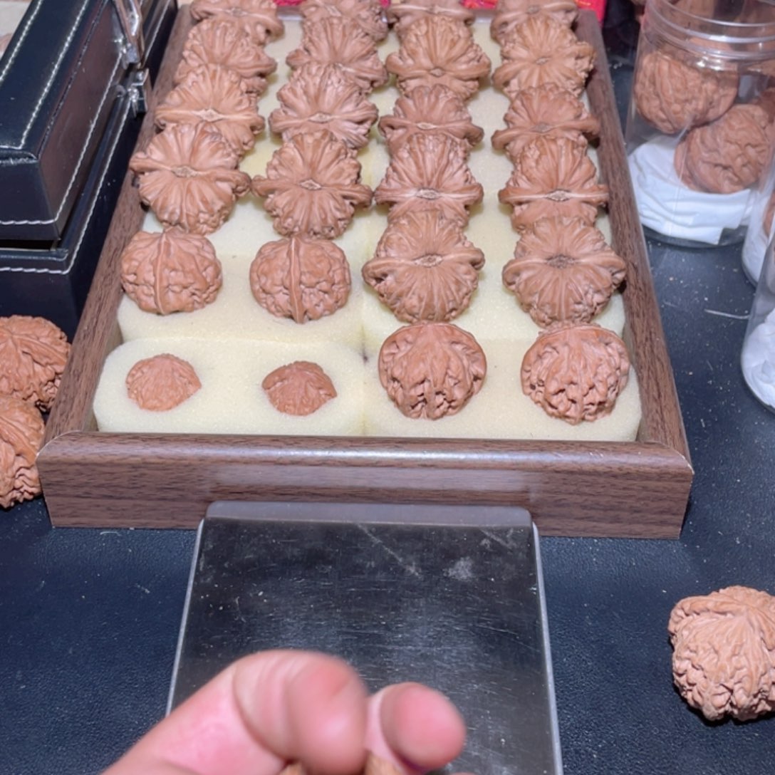 苦***王文玩核桃一物一拍