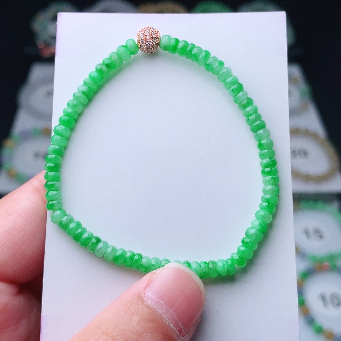 翡翠手串未镶嵌打****兽翡翠