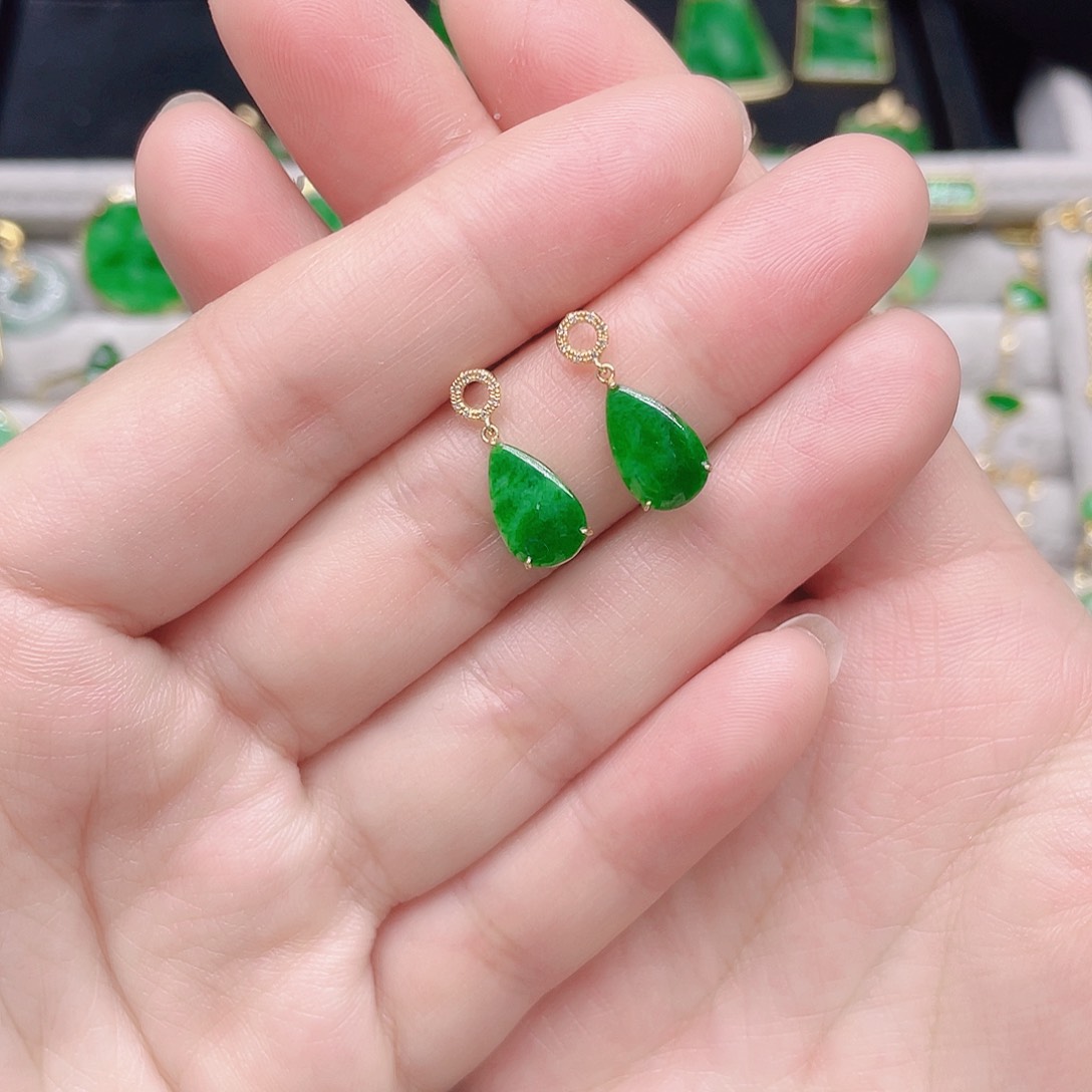 翡翠耳饰18K金镶嵌天然翡翠