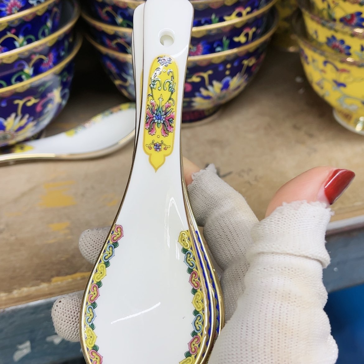 【闪购商品】碗10个………………………………