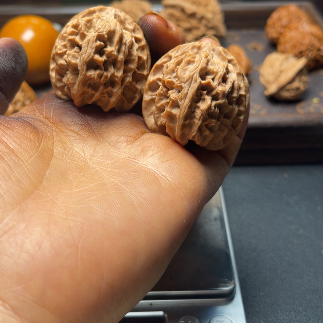 39全品无修苹果圆