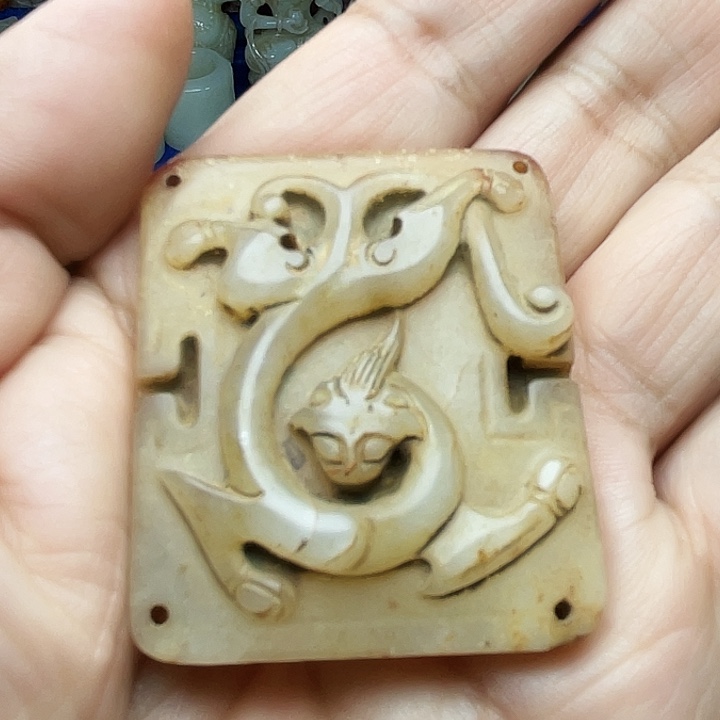和田玉（青白玉）未镶嵌颈饰