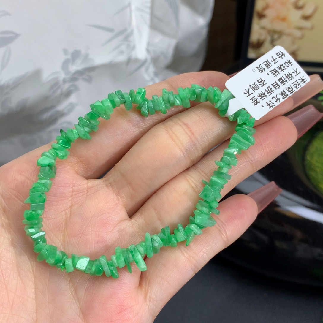 翡翠手链未镶嵌绿碎碎平安手串