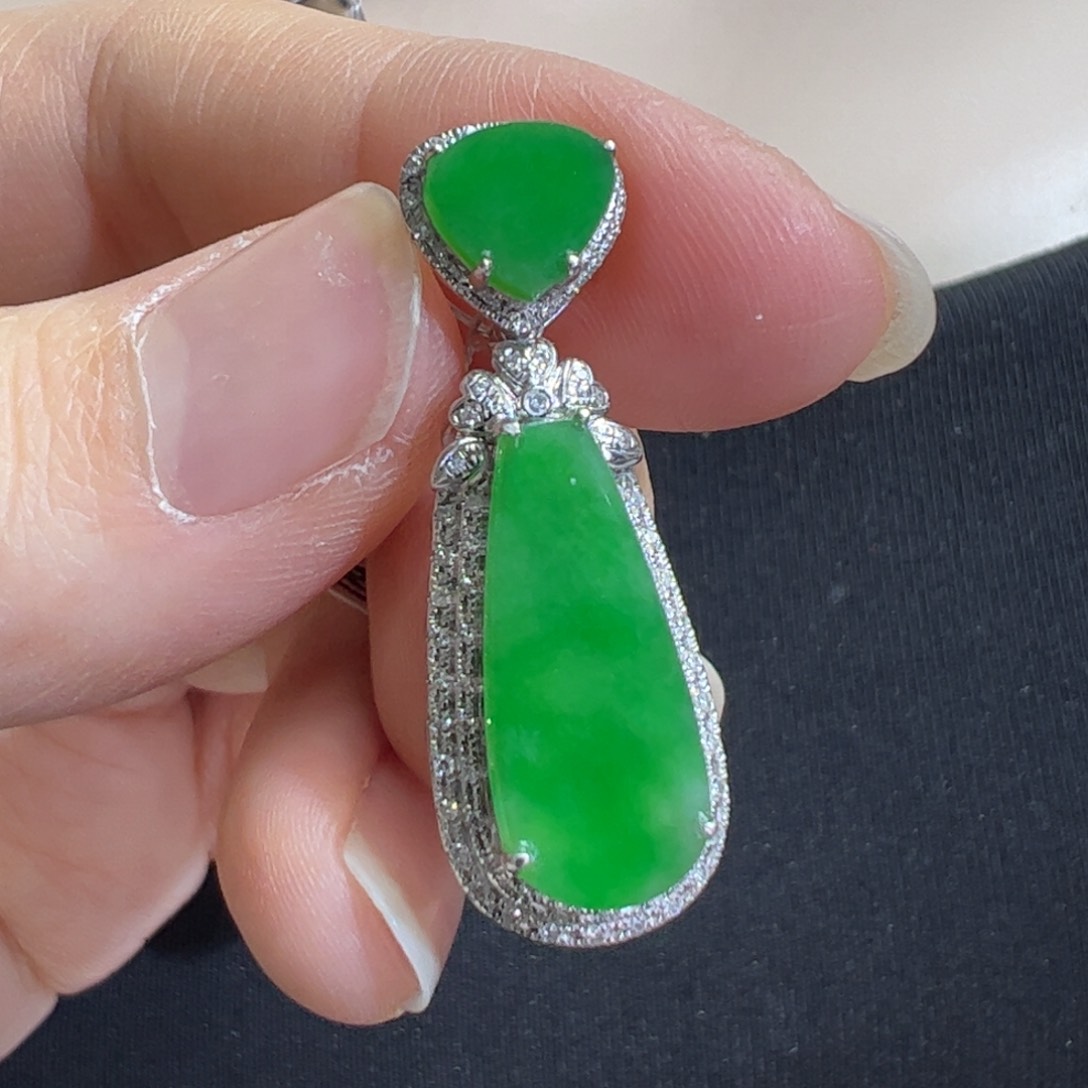 翡翠吊坠(不含链)18K金镶嵌