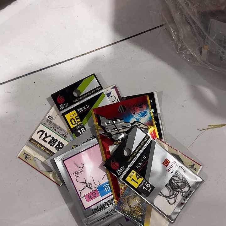 随机发30包散钩子各种钩型