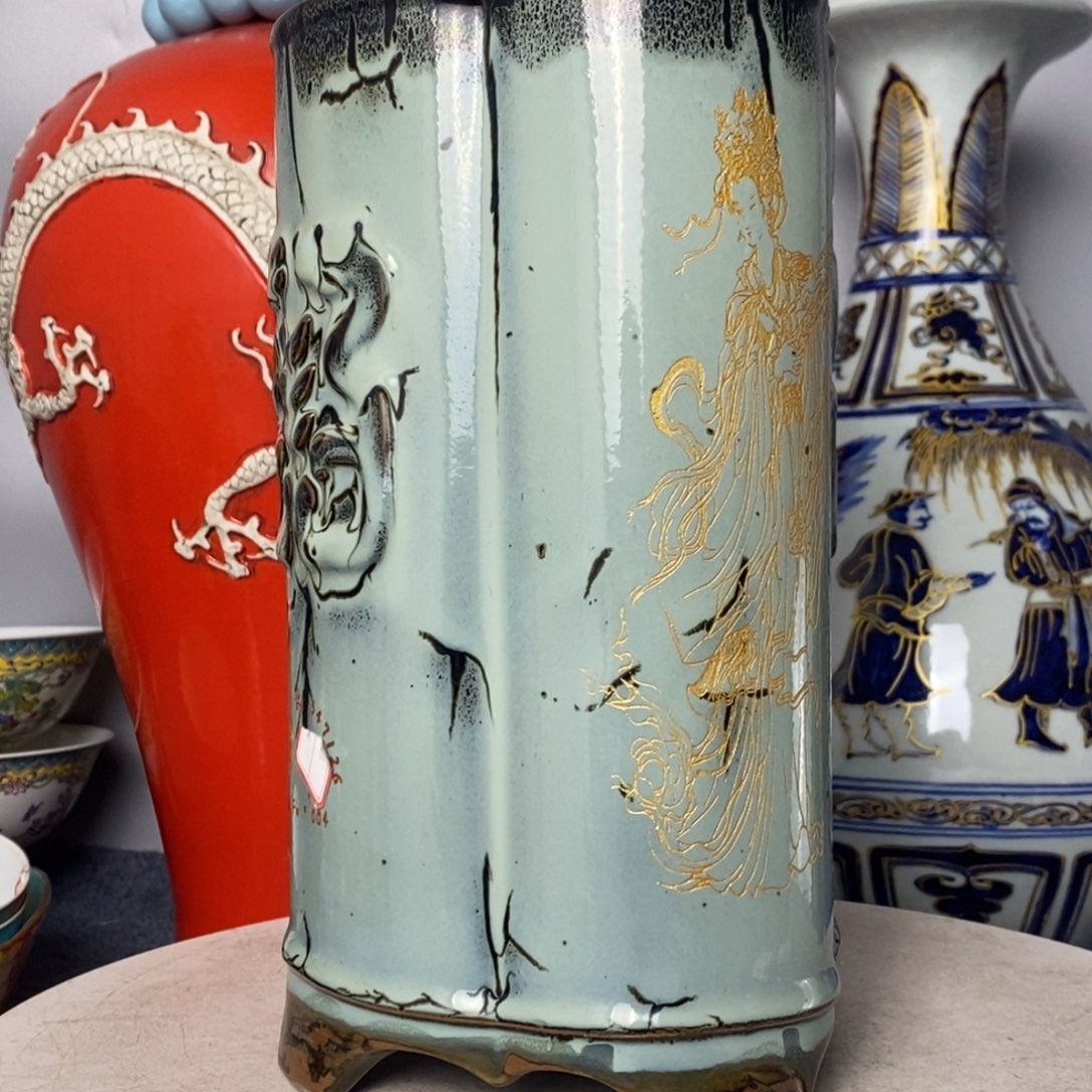 王***生瓷器摆件瓷器上瓷器摆件