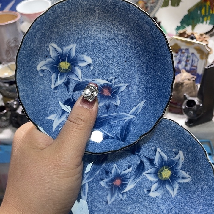 茶杯具盖子不给19.9发带瑕疵牌都是坏的5