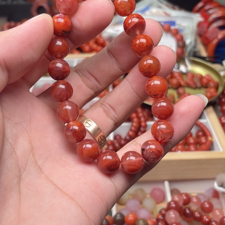 南红玛瑙未镶嵌手链