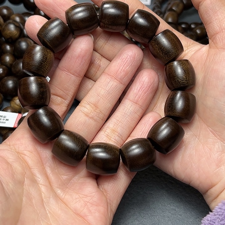 沉香手串三**生白棋玉化