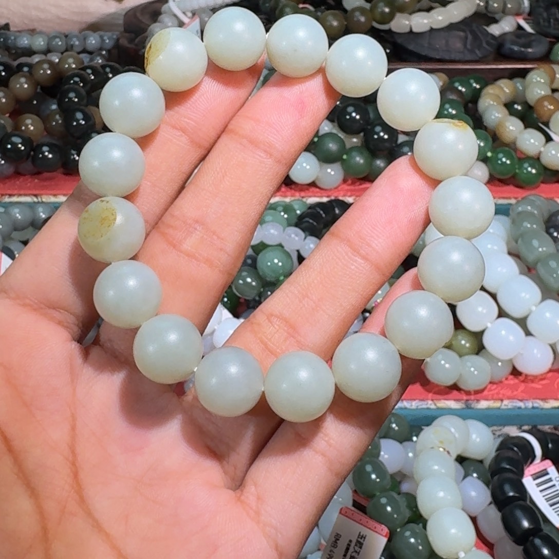 大***将和田玉未镶嵌手链