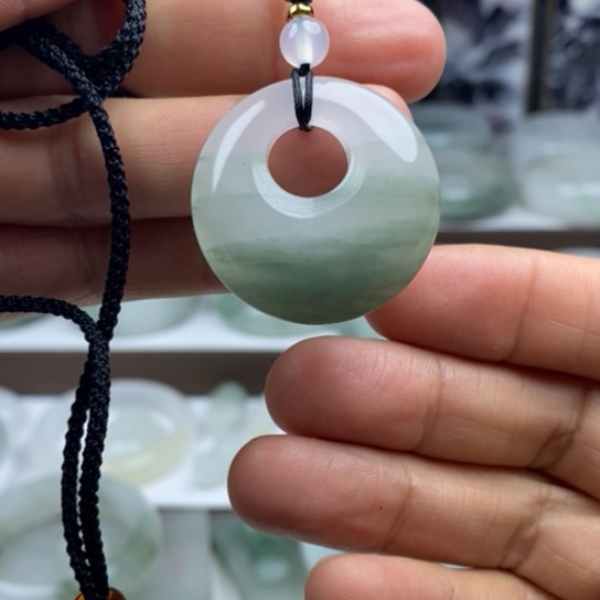 石英质玉（金丝玉）手镯未镶嵌