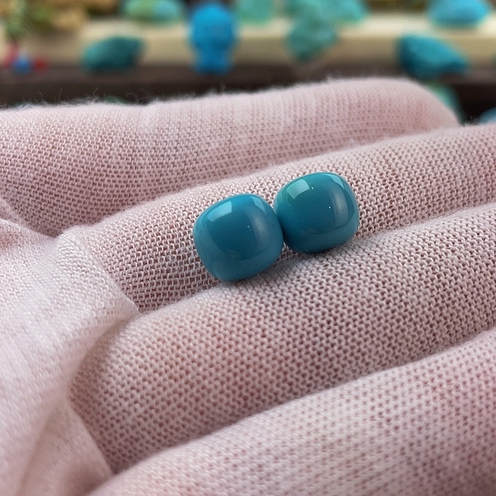 绿松石未镶嵌原矿