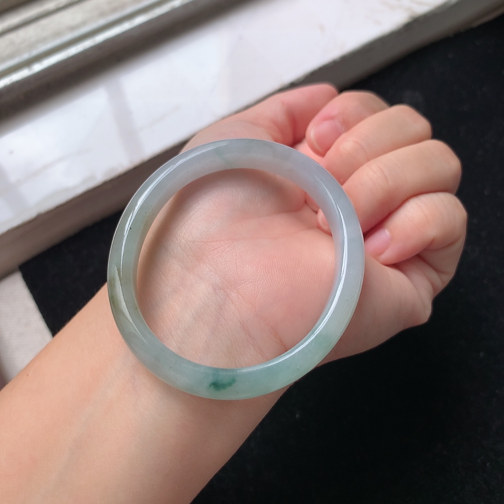 1693号缅甸天然A货翡翠53圈口飘花双彩黄加绿贵妃手镯