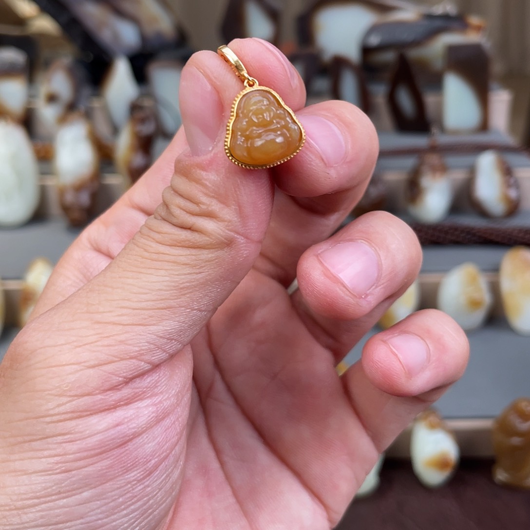 和田玉未镶嵌挂件