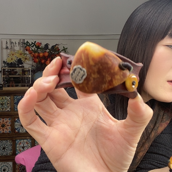 蜜蜡手镯未镶嵌手镯